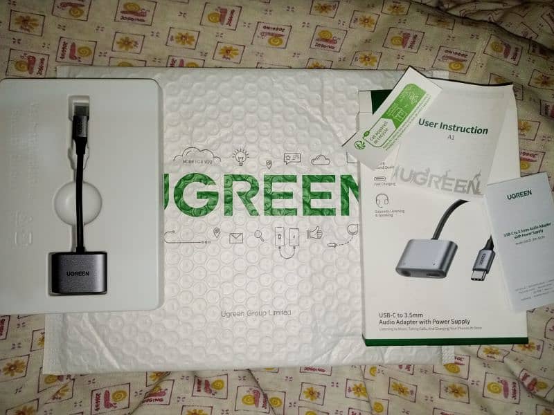 UGREEN USB-C to 3.5 mm (type-c splitter) 1