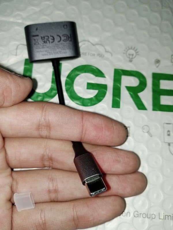 UGREEN USB-C to 3.5 mm (type-c splitter) 4