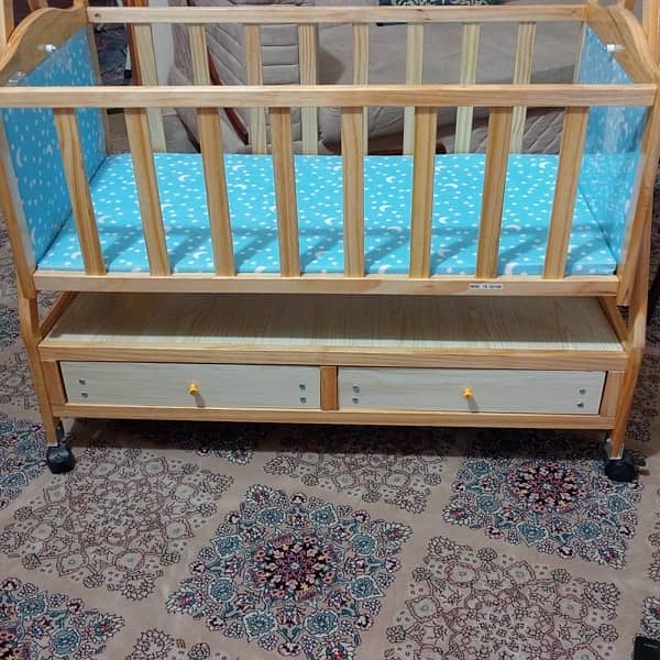 Baby cot + swing (2 in 1) 3