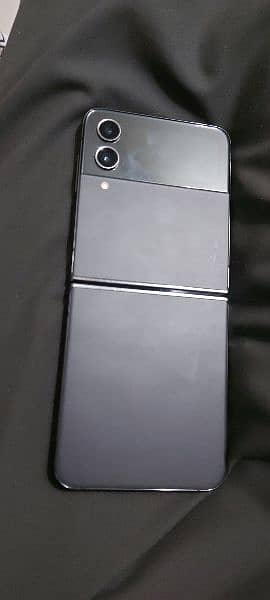 Samsung Z flip 4 1