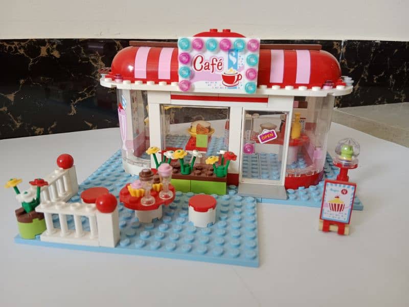 Lego friends original 10