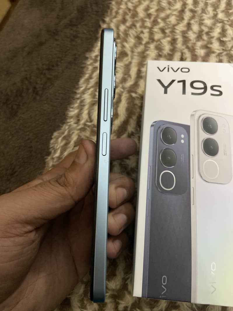 vivo y19s 6/128 1