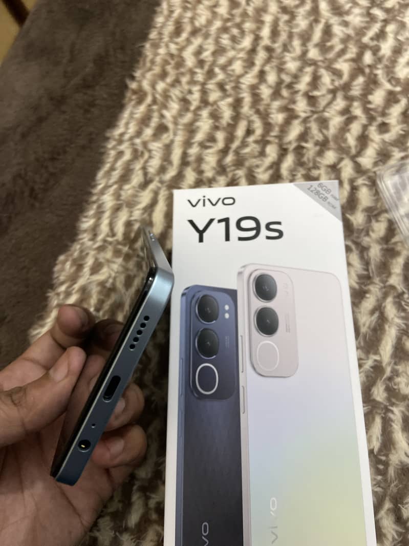 vivo y19s 6/128 4