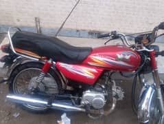 10/10 condition engine and tyres very good 11000 km just running