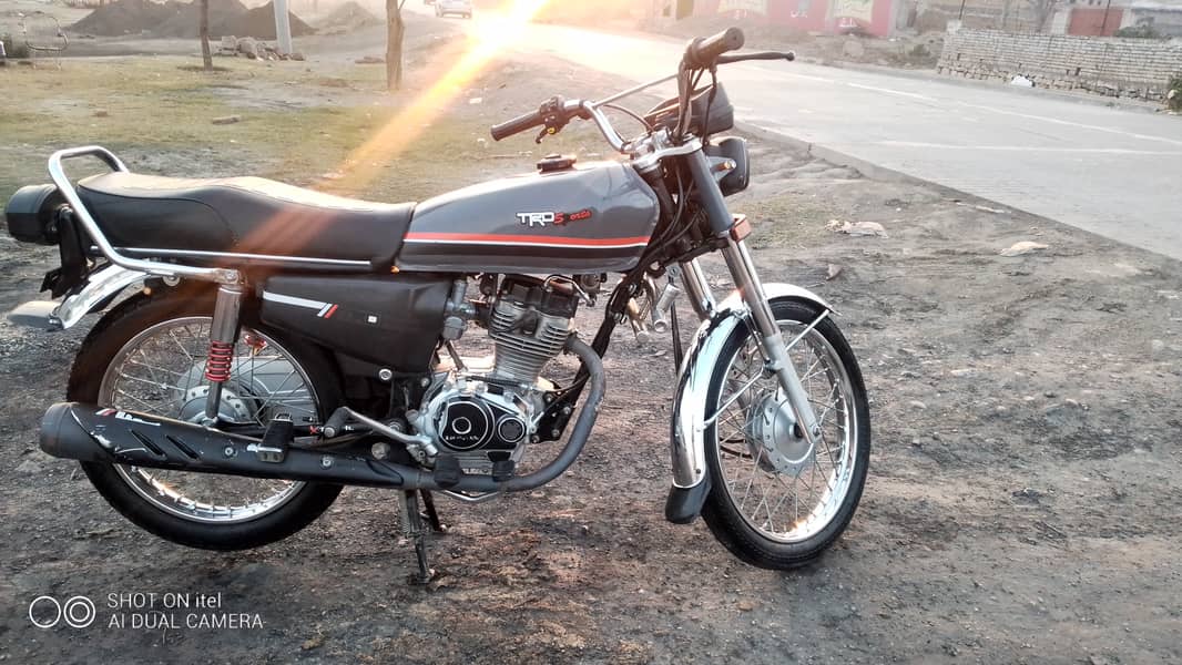 Honda 125 in lush condition Tankey Tappay Un touch original 4