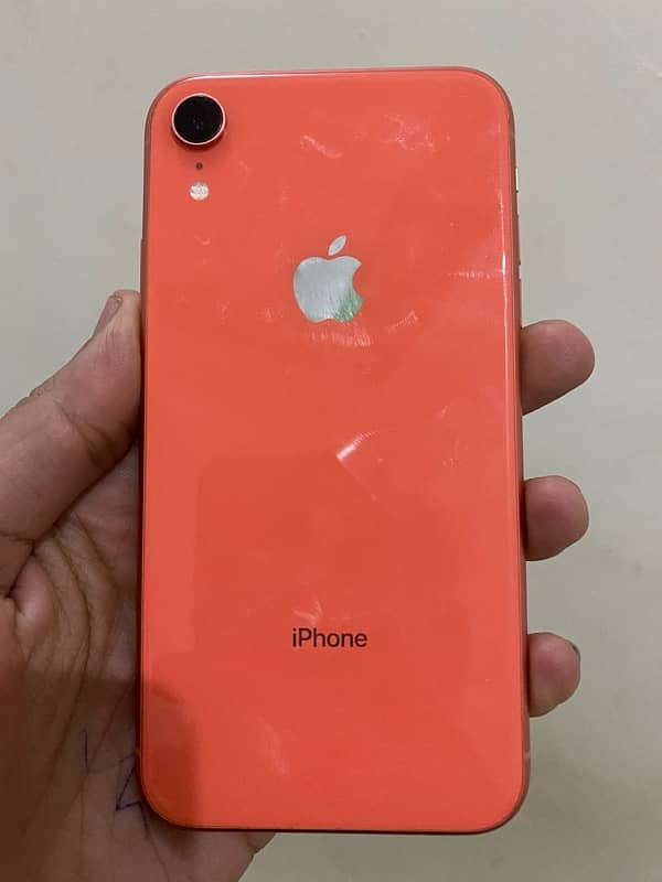 iPhone XR 0