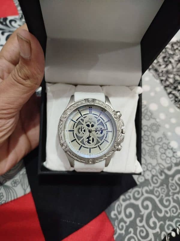 Brand New Watches with boxes/Delivery all over Pakistan 4