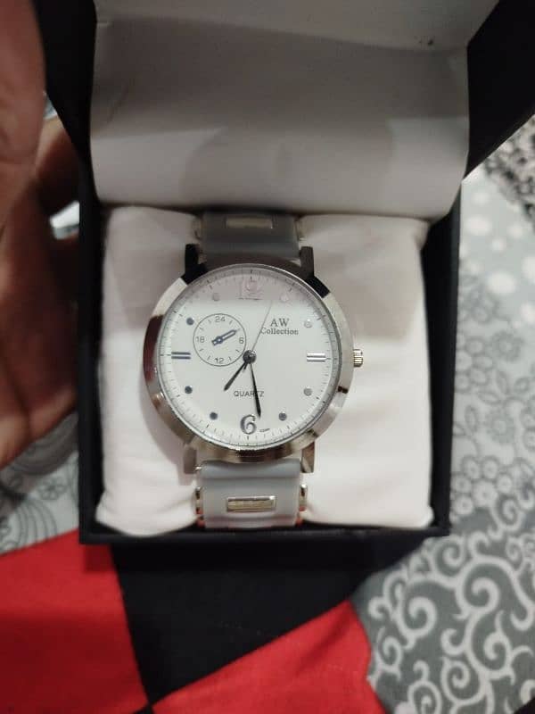 Brand New Watches with boxes/Delivery all over Pakistan 7