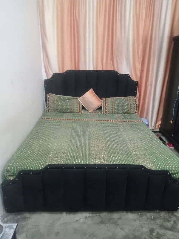 dabal bed with side table 1