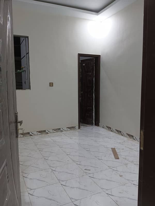 60 Square Yards Flat In Stunning Nazimabad - Block 5C Is Available For Sale 8