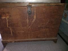 2 Trunk |  2 wooden Trunk | 2 Antique wooden trunk