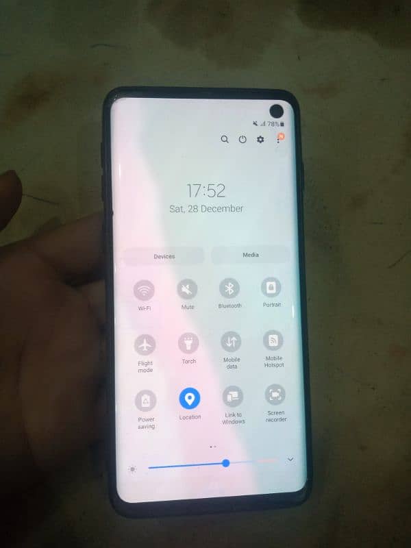 Galaxy S10 Patched A1 condition for Sale 3