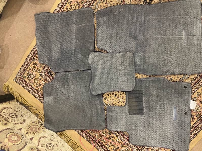 Genuine Prius Floor mats 0