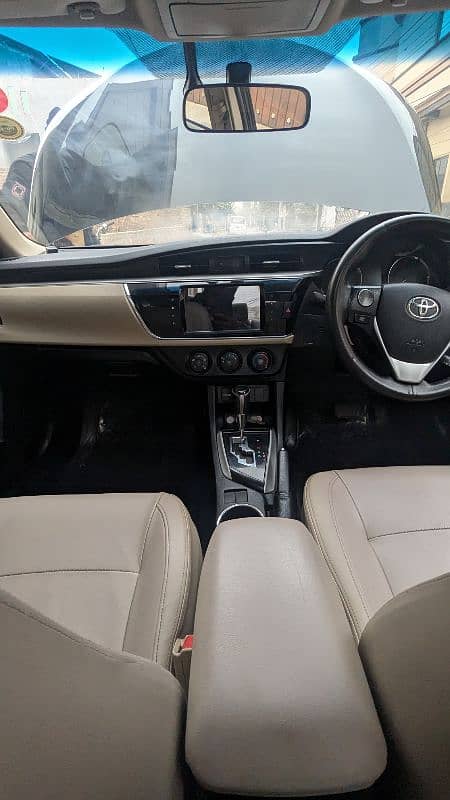 Toyota Altis Grande 2015 11