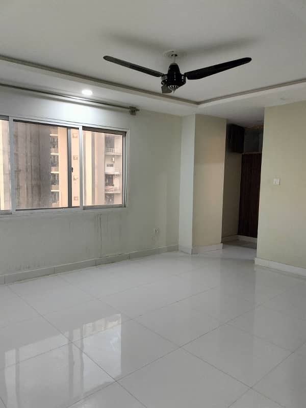 3 Bedroom Unfurnished Brand New Apartment Available For Rent In E-11/4 4