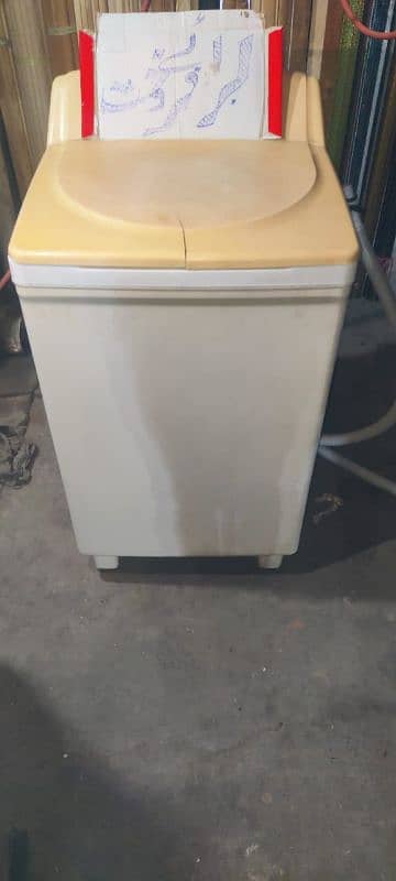 I want to sell my dryer and washing machine 1