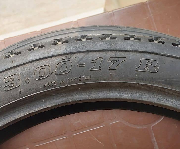 HONDA CG 125 FRONT And REAR Tyres 0