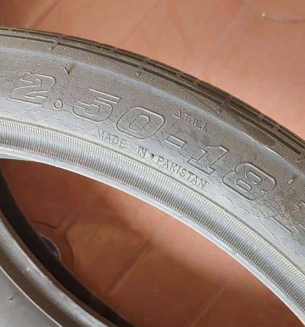 HONDA CG 125 FRONT And REAR Tyres 1