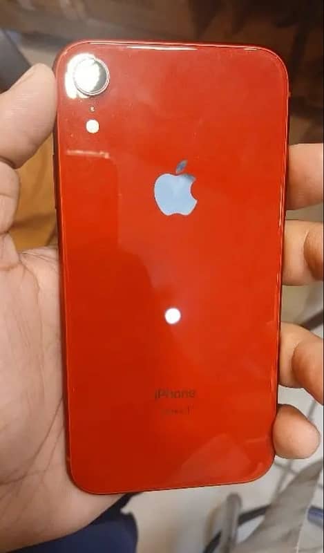 iPhone XR 1