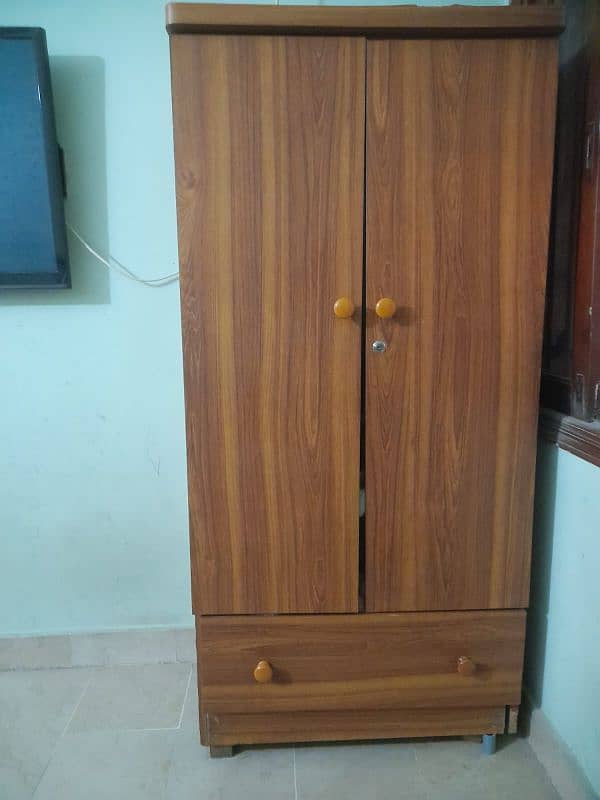 Wardrobe for sale. 0