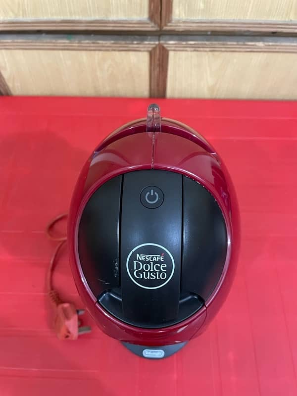 Nescafe Dolce Gusto Delonghi coffee machine / Imported 1