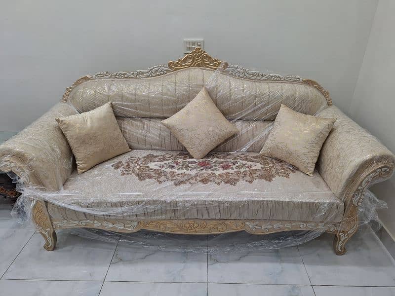 Solid Wood Deco Polish 6 Seater Sofa Set 0