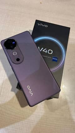 Vivo V40 Deep purple