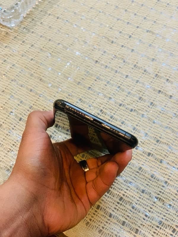 IPhone 11 Pro Max 1