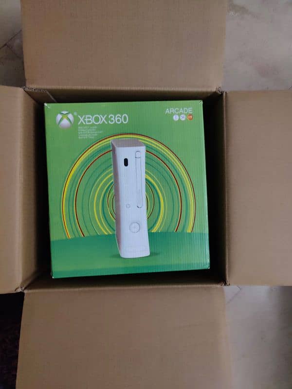 Xbox 360 Falcon (2008) 1