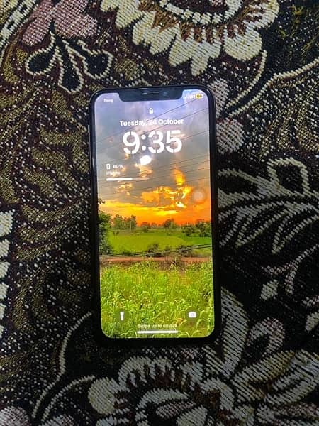 IPhone X 64 Gb 10/8 =03428600345 5