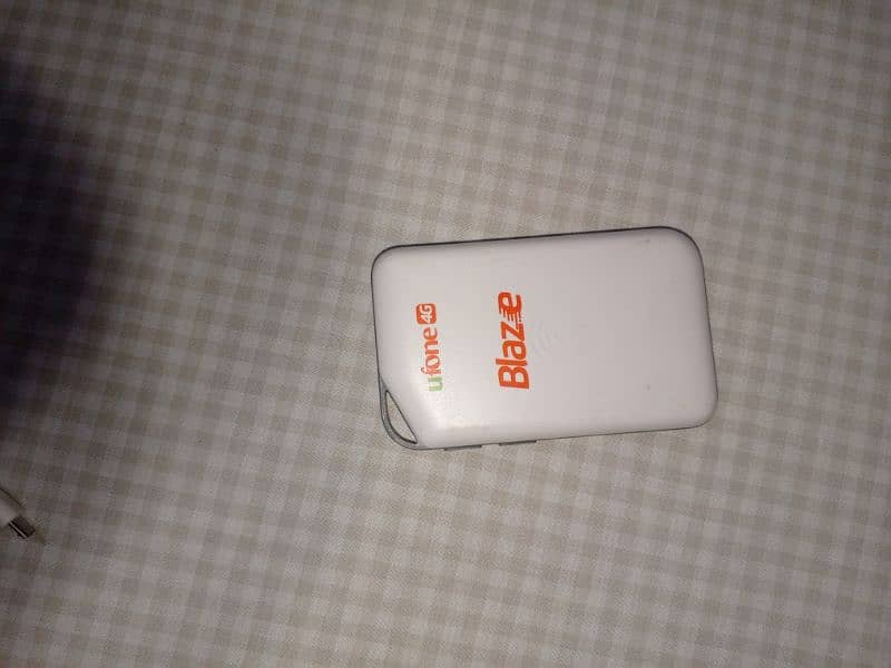 blaze Ufone 4G charge g with excellent condition 2