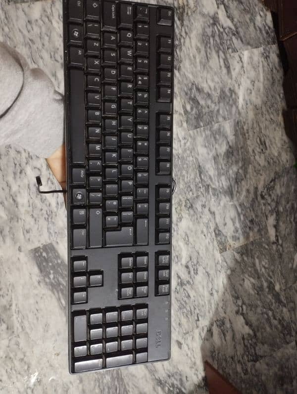 keyboard Available 0