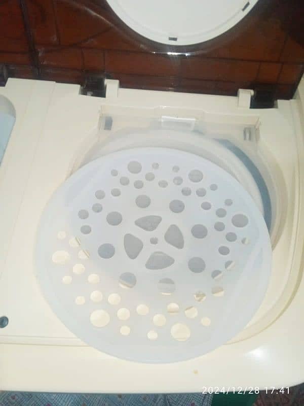 Jeckpot washing machine twin tub model number JP-7077 14