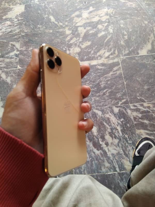 iPhone 11 Pro Max non approved 4