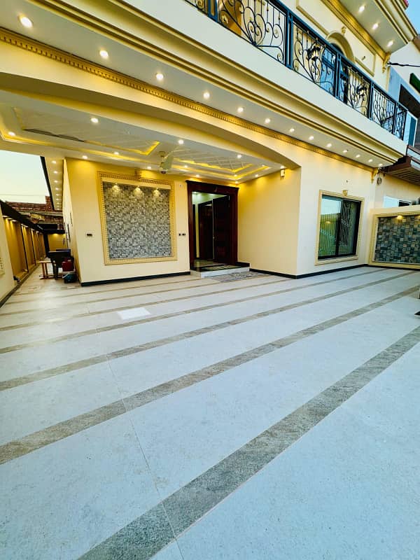 10 Marla Brand New Luxurious House for sale in Al Rehman Garden Phase 2 Lahore 8