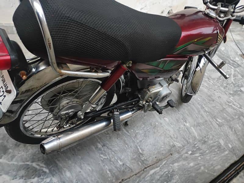 Honda CD70 21/22 model Urgent Sale 4