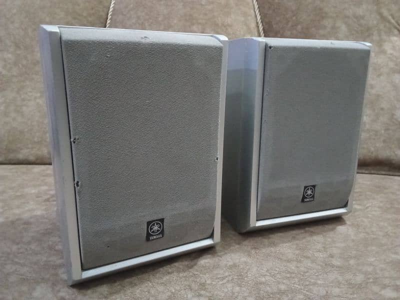 yamaha and creative speaker 3