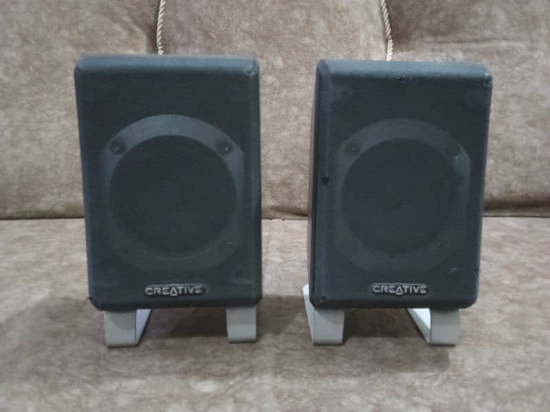 yamaha and creative speaker 6