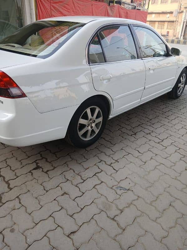 Honda Civic EXi 2005 3