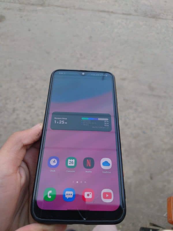 Samsung Galaxy A30s With Box ( Halka Sa Glass Break ha Touch Sahi ha ) 1