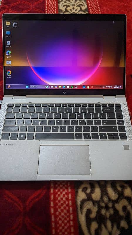 HP Elite Book 8gb Ram 256gb ssd i5 8th Gen touch screen 0