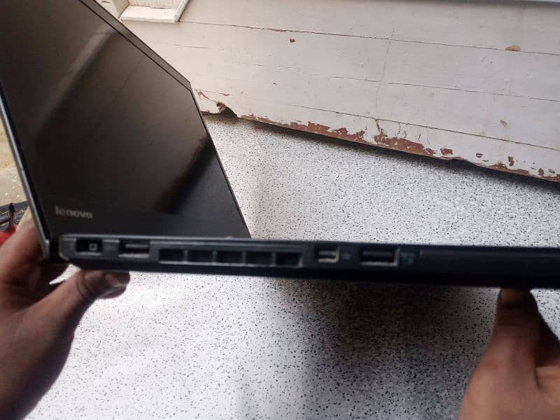 laptop thik i5 2