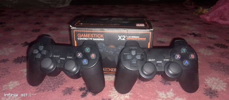 game control . . . bahut sari game PlayStation aur PlayStation 2 hai. . 0