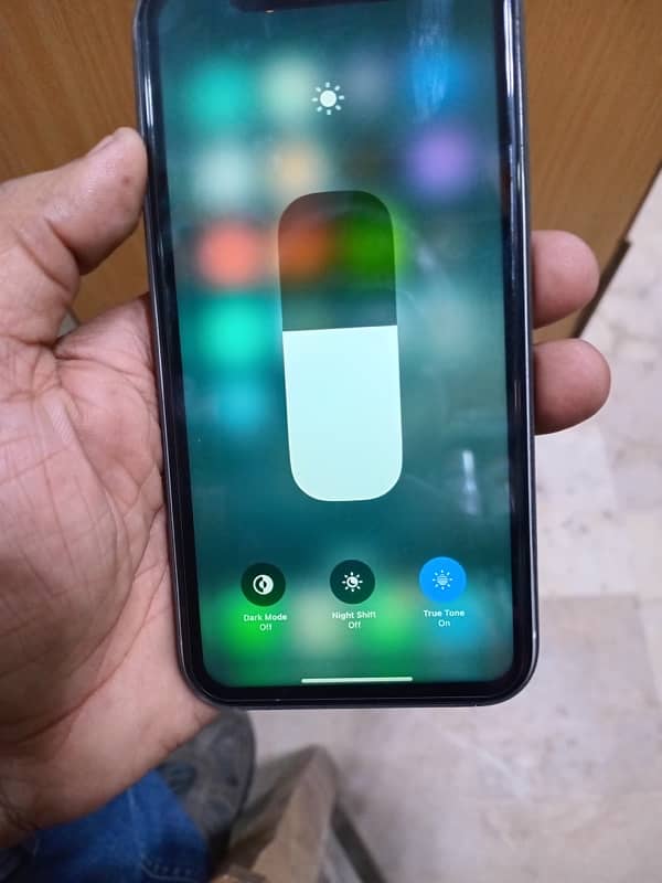 iphone xr dual sim wproved  64gb 5