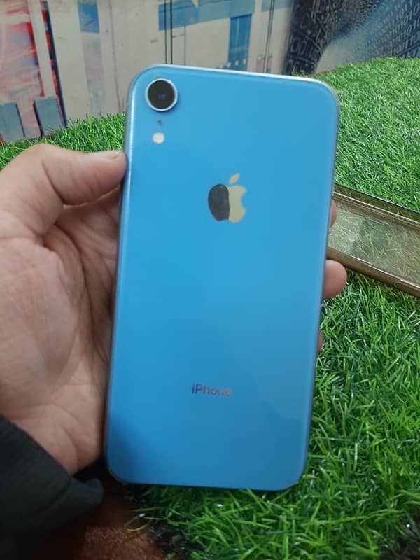 I phone XR Water Pack 0