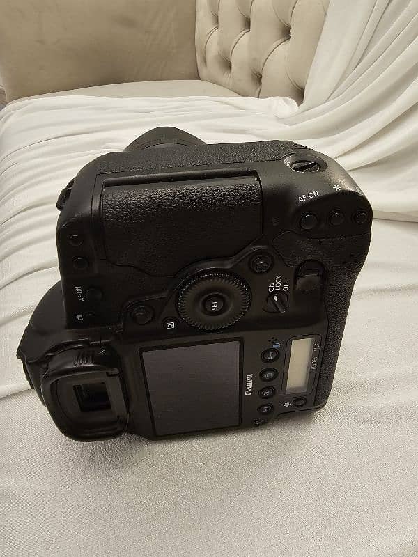 Canon 1dx Body 3