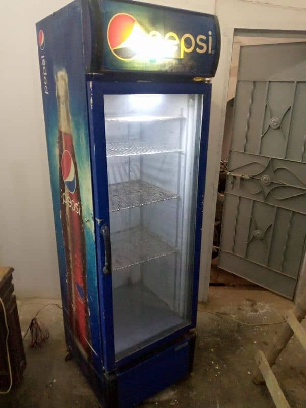 fridge Pepsi best condition 0