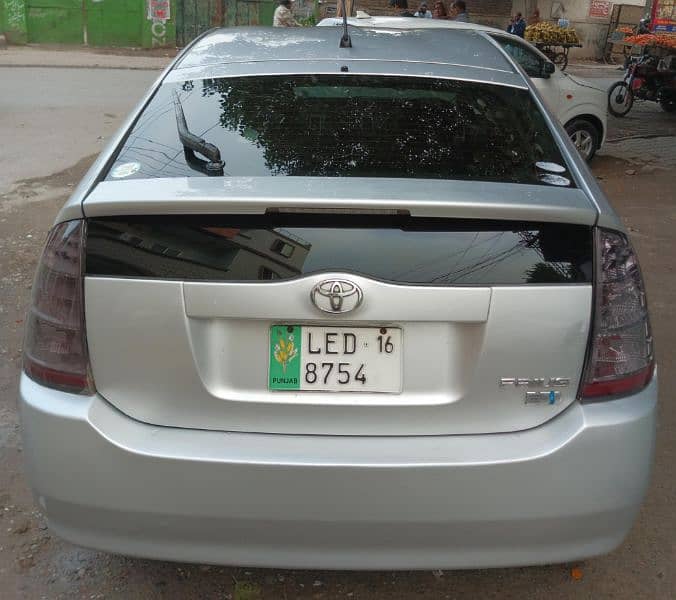 Toyota Prius 2010 1