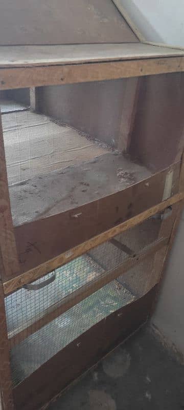 Cage for hens__4.5×2.5 feet 2