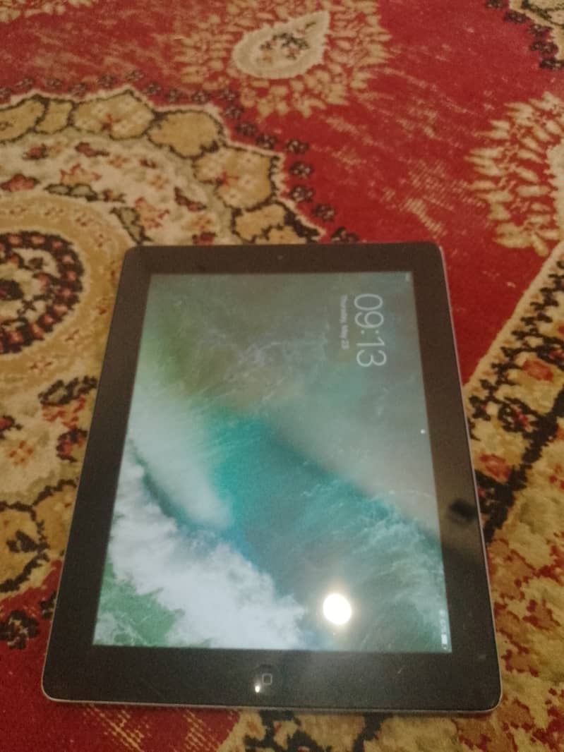 Apple ipad for sale urgent. 5